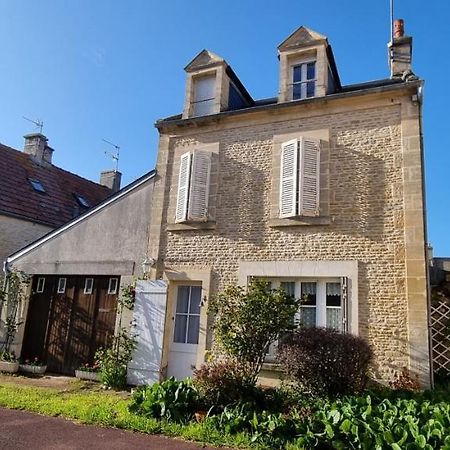 Maison De Vacances Bord De Mer Normandie Plage Du Debarquement Proche Caen Bernieres-sur-Mer Exterior photo